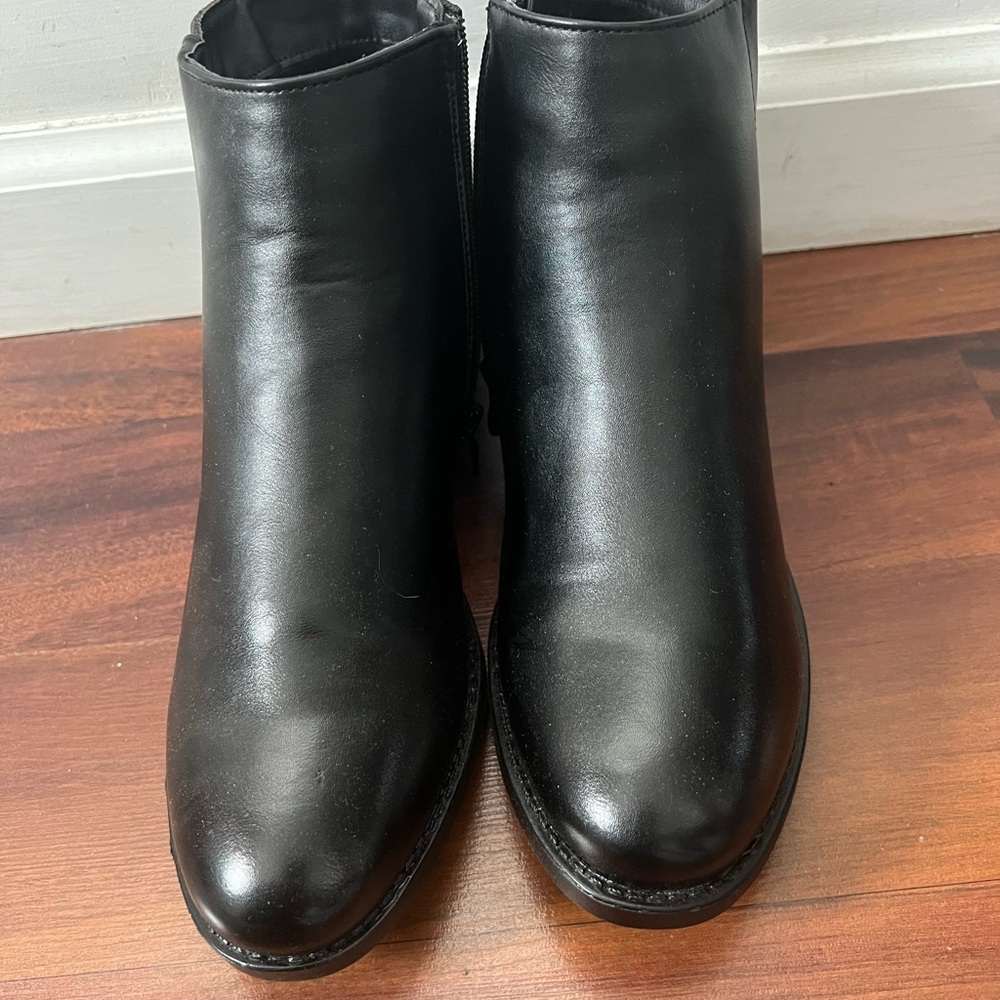 Ankle boots